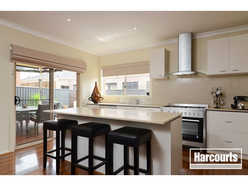 22 Sabel Drive, Cranbourne North VIC 3977