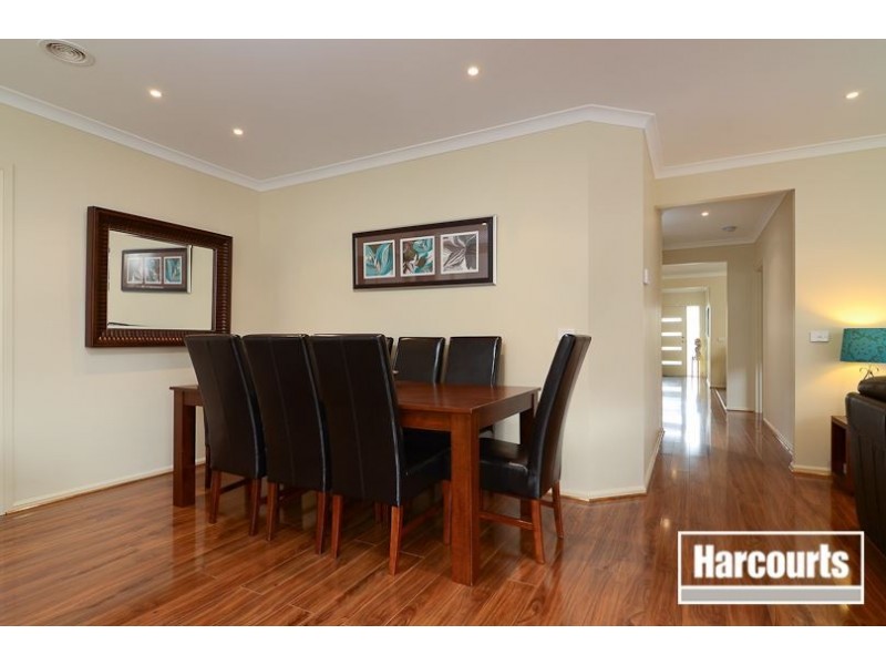 22 Sabel Drive, Cranbourne North VIC 3977
