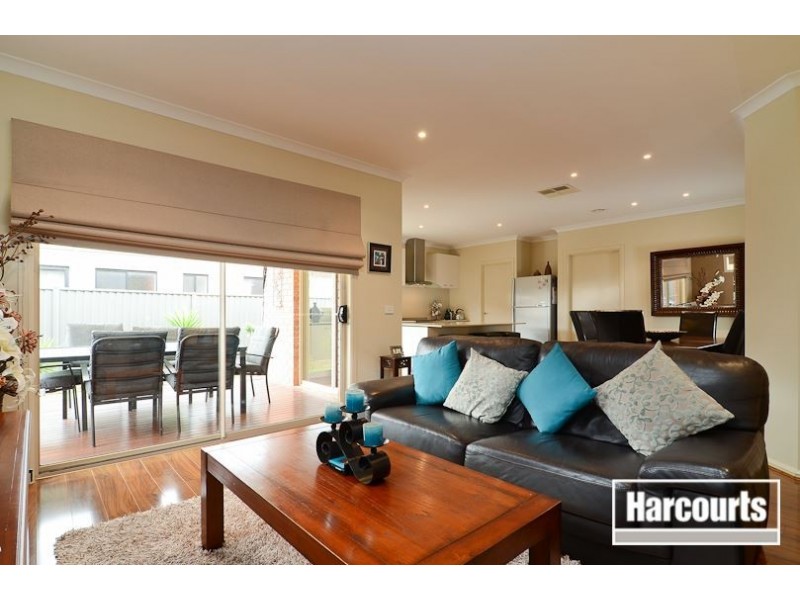 22 Sabel Drive, Cranbourne North VIC 3977