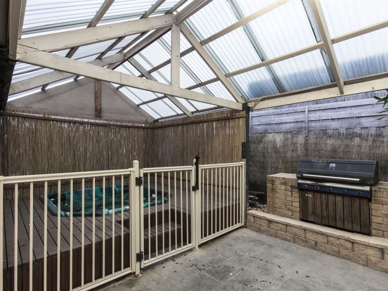 5 Milton Place, Narre Warren South VIC 3805