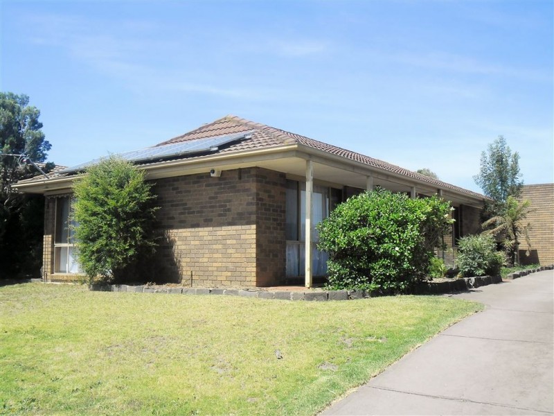 4 Edenbridge Court, Carrum Downs VIC 3201