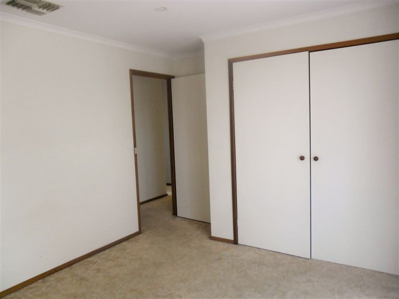 4 Edenbridge Court, Carrum Downs VIC 3201