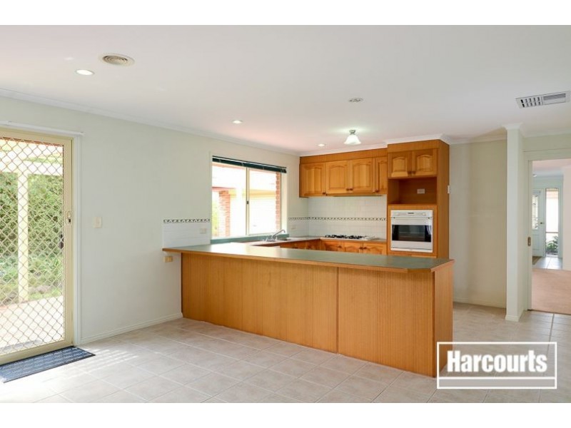 7 Turnberry Avenue, Narre Warren South VIC 3805