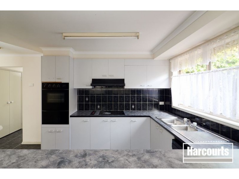 19 Emily Drive, Narre Warren VIC 3805