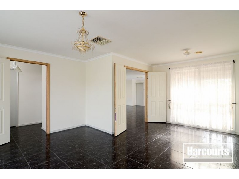 19 Emily Drive, Narre Warren VIC 3805