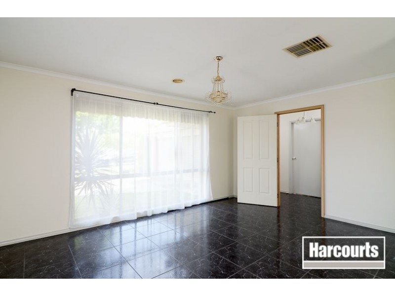 19 Emily Drive, Narre Warren VIC 3805