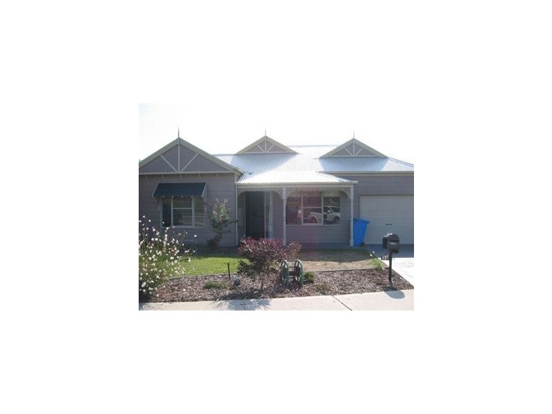 34 Waterbush Crescent, Lyndhurst VIC 3975