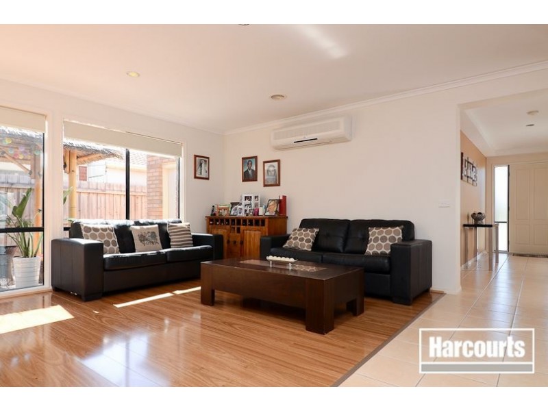 13 Osmington Circle, Narre Warren South VIC 3805