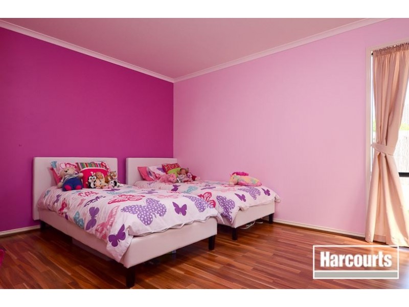 13 Osmington Circle, Narre Warren South VIC 3805