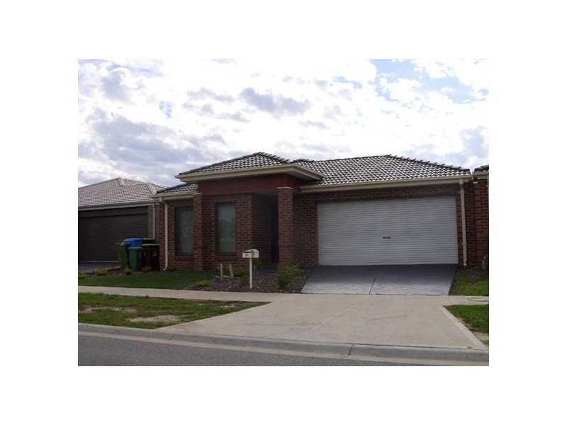 32 Bluemist Circuit, Lyndhurst VIC 3975