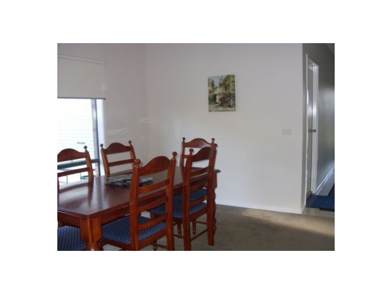 32 Bluemist Circuit, Lyndhurst VIC 3975