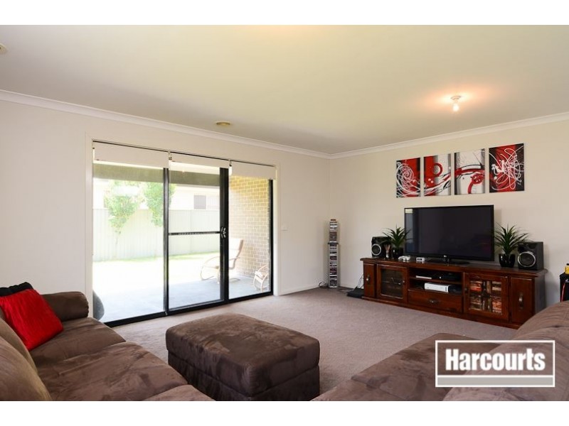 47 Statesman Circuit, Cranbourne East VIC 3977