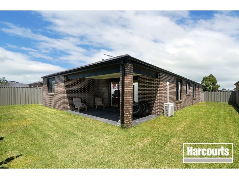 47 Statesman Circuit, Cranbourne East VIC 3977