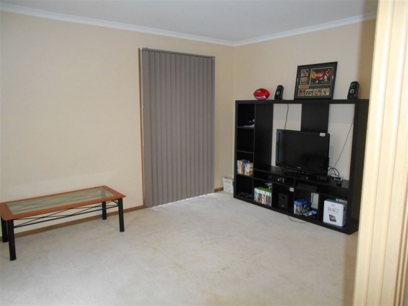 5 James Bathe Way, Narre Warren South VIC 3805