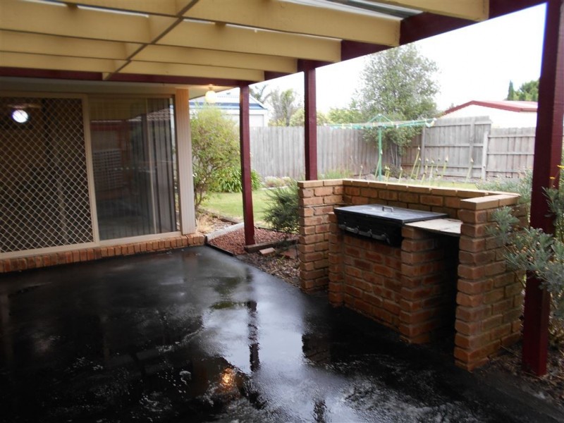 5 James Bathe Way, Narre Warren South VIC 3805