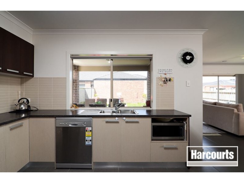 4 Benbrook Place, Lyndhurst VIC 3975