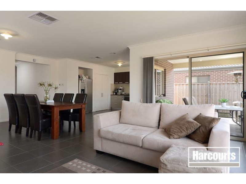 4 Benbrook Place, Lyndhurst VIC 3975