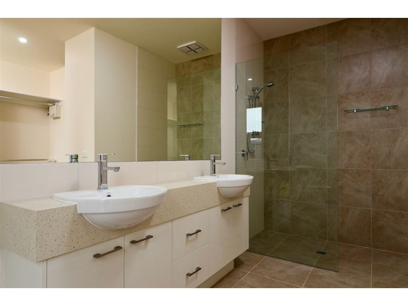 26 Emu Bush Drive, Cranbourne West VIC 3977