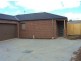 4/50 Pomegranate Way, Pakenham VIC 3810
