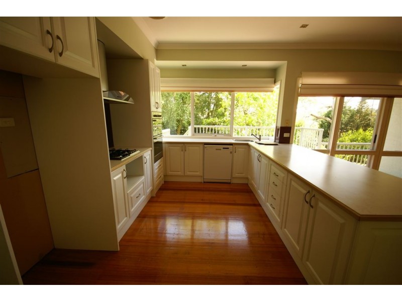 17 Taroona Close, Mount Eliza VIC 3930