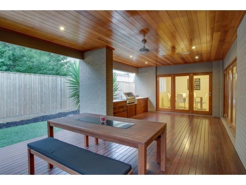 11 Kooyong Close, Officer VIC 3809