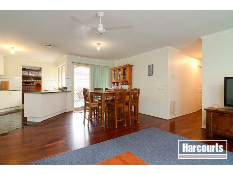 29 Sandalwood Drive, Narre Warren VIC 3805