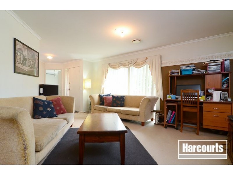 29 Sandalwood Drive, Narre Warren VIC 3805