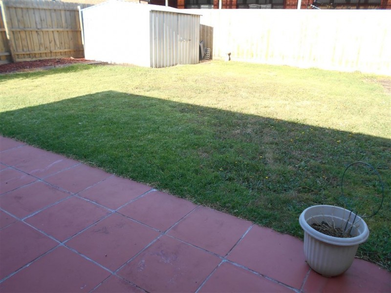 6 Cirai Crescent, Cranbourne West VIC 3977