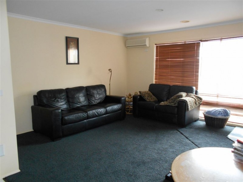 5 Cromford Crescent, Narre Warren South VIC 3805