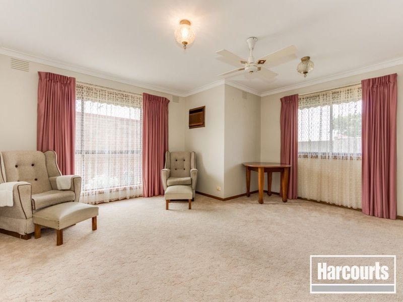 2/14 Russell Street, Cranbourne VIC 3977