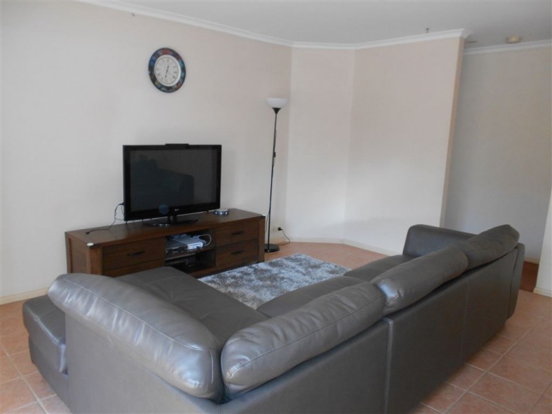 6 Hillston Court, Narre Warren South VIC 3805