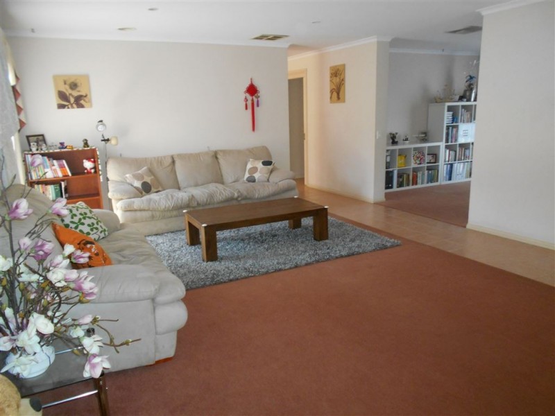 6 Hillston Court, Narre Warren South VIC 3805