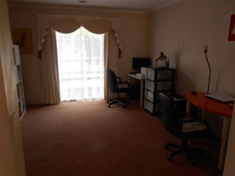 6 Hillston Court, Narre Warren South VIC 3805