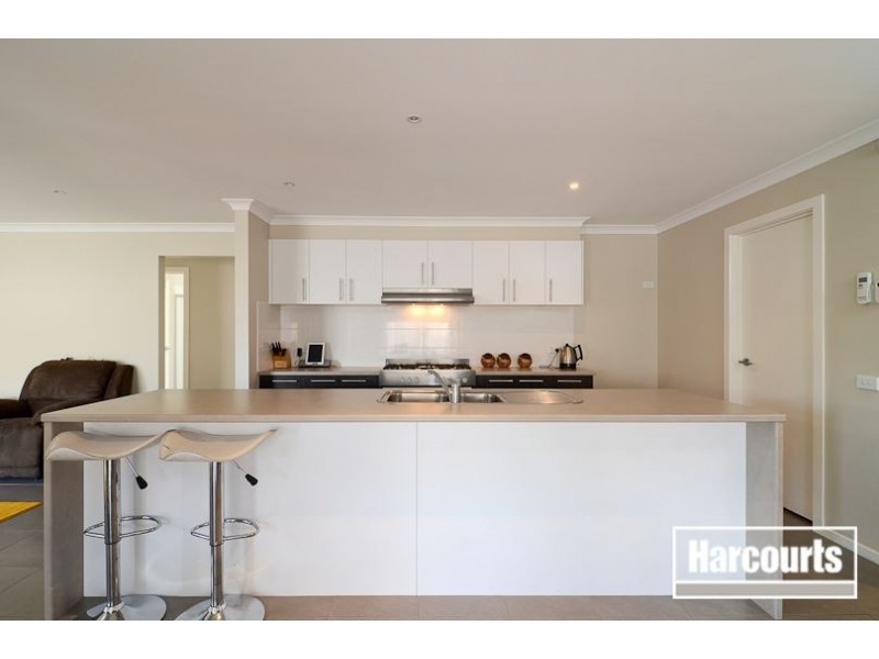 62 Fairhaven Blvd, Cranbourne West VIC 3977