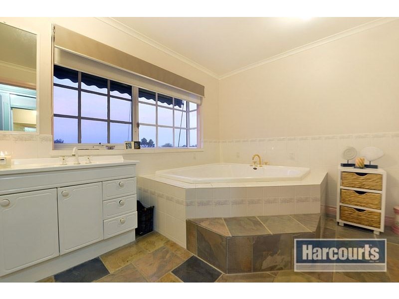 14 Noel Road, Langwarrin VIC 3910