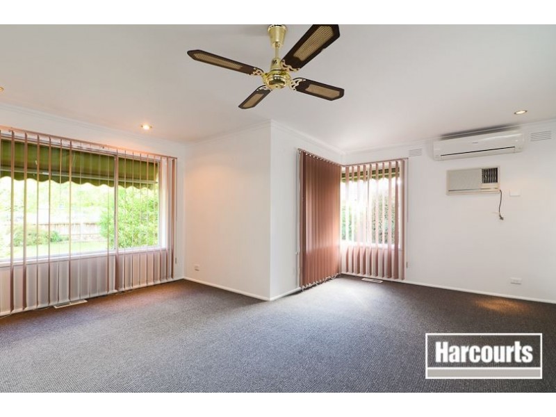 6 Manuka Road, Berwick VIC 3806