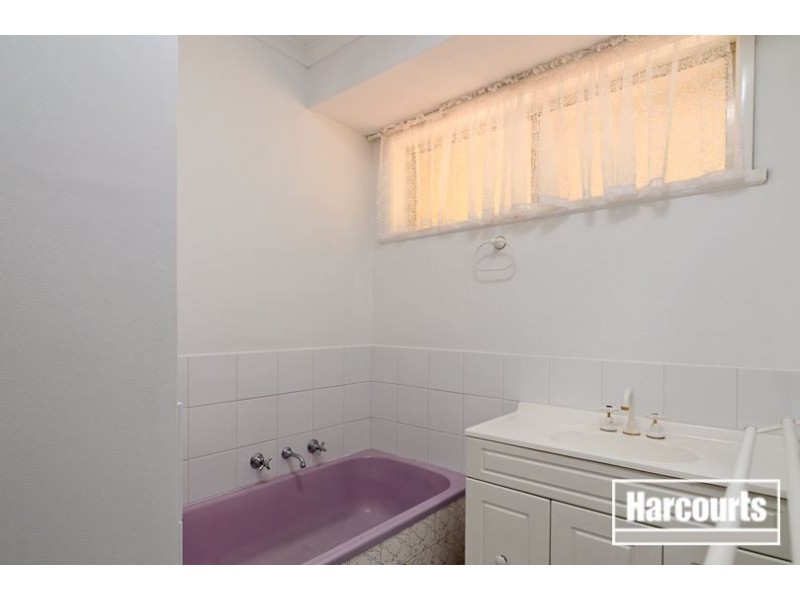 6 Manuka Road, Berwick VIC 3806