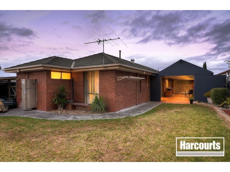 13 Timms St, Narre Warren South VIC 3805