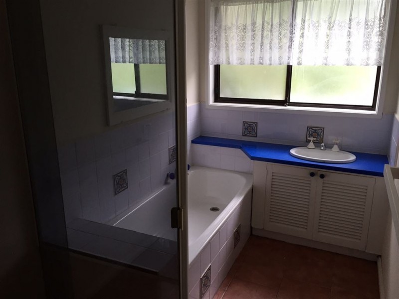 2 Garden Street, Cranbourne East VIC 3977