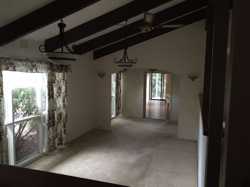 2 Garden Street, Cranbourne East VIC 3977