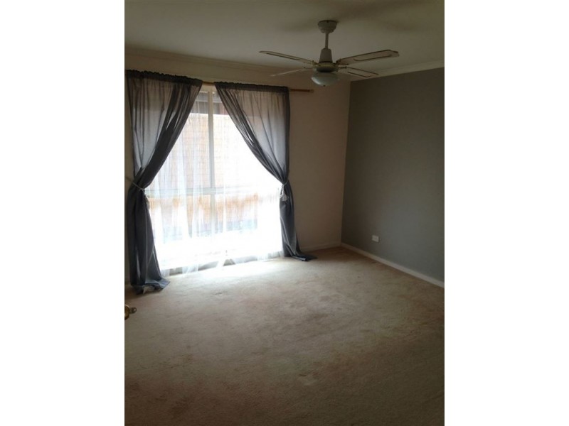 3 Franks Way, Cranbourne North VIC 3977