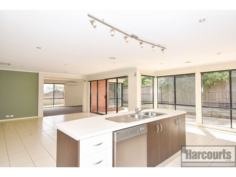 62 Lynbrook Boulevard, Lynbrook VIC 3975