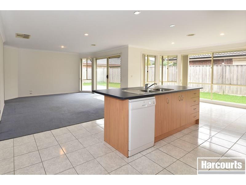 30 Jamieson Way, Berwick VIC 3806