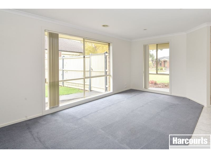 30 Jamieson Way, Berwick VIC 3806