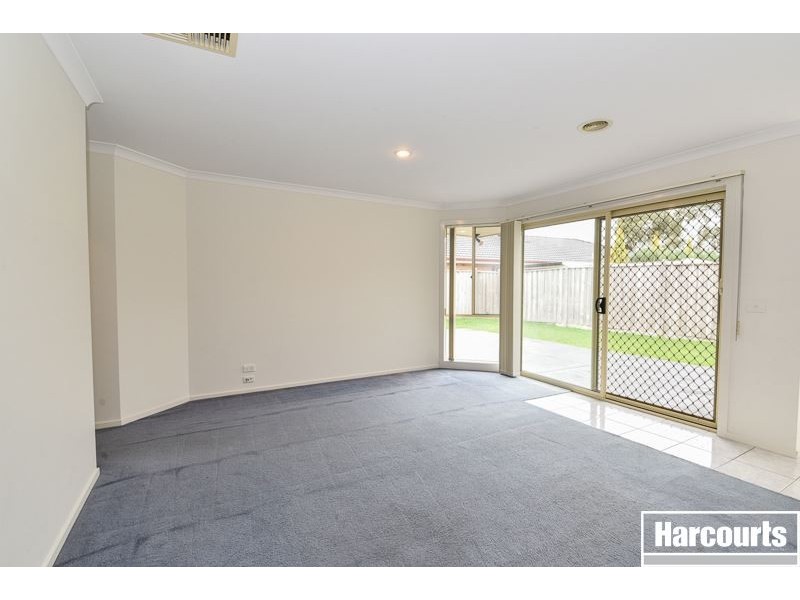 30 Jamieson Way, Berwick VIC 3806