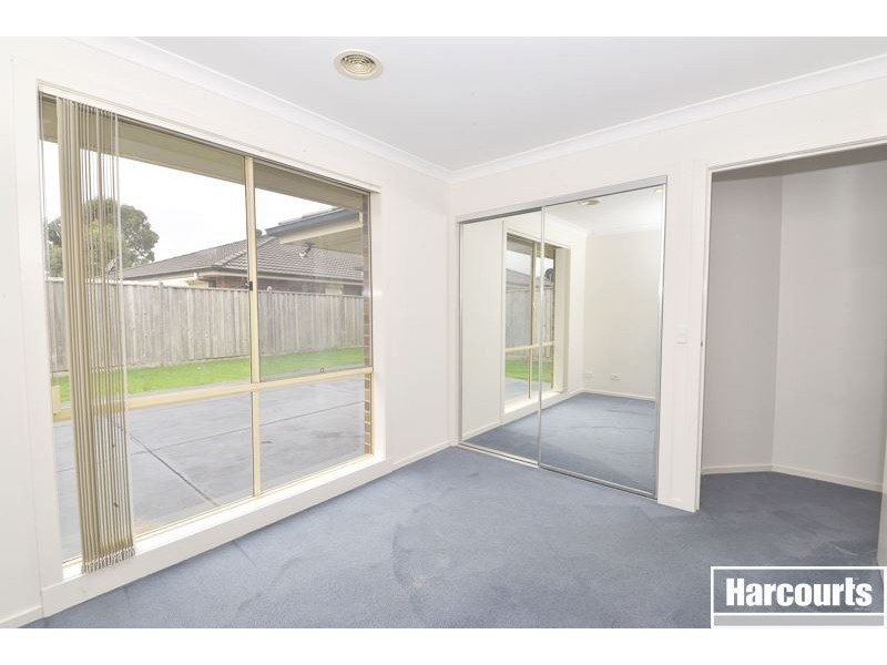 30 Jamieson Way, Berwick VIC 3806