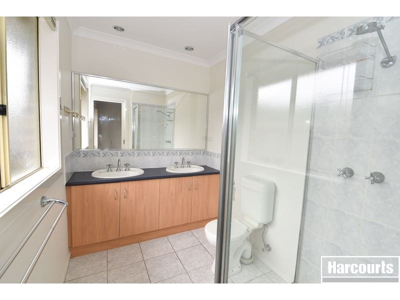 30 Jamieson Way, Berwick VIC 3806