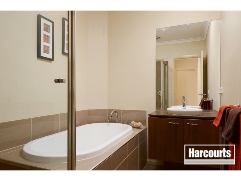 22 Sabel Drive, Cranbourne North VIC 3977