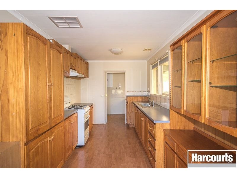 80 Circle Drive, Cranbourne VIC 3977