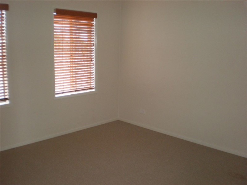 4 Lincoln Avenue, Berwick VIC 3806